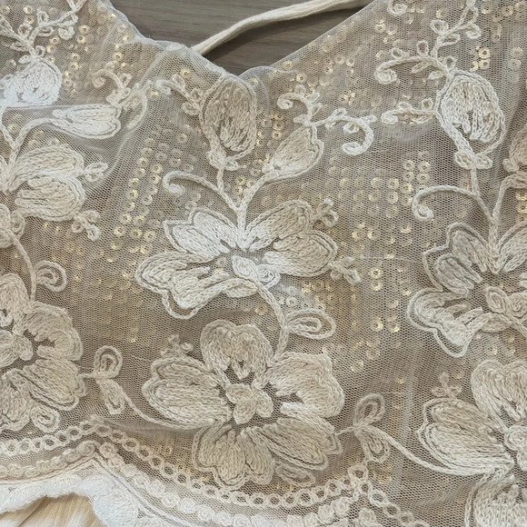 Hollister sequin and crochet overlay cream mini dress large - Picture 2 of 7